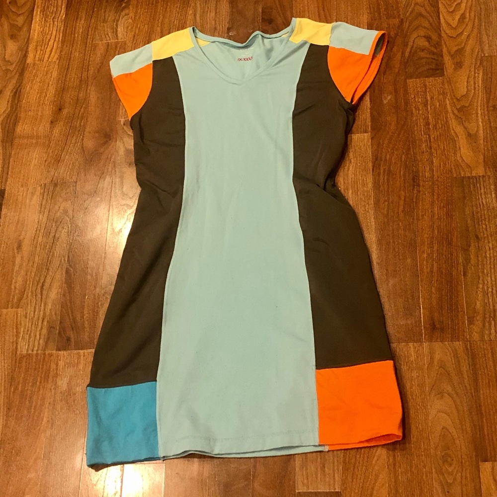 Title Nine stretchy color block dress - Picture 1 of 5